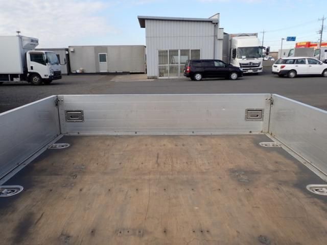 ISUZU ELF 2019 Image 31