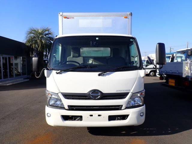 HINO DUTRO 2017 Image 31