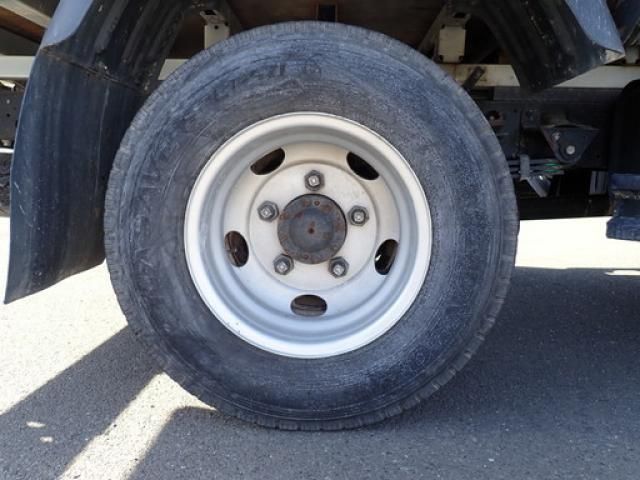 HINO DUTRO 2018 Image 31