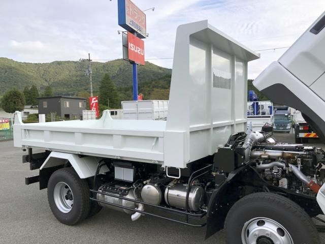 MITSUBISHI FUSOU FIGHTER 2025 Image 31