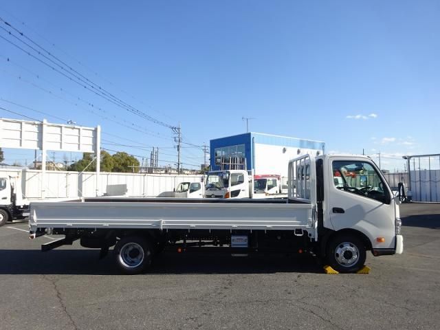 TOYOTA DYNA 2026 Image 31