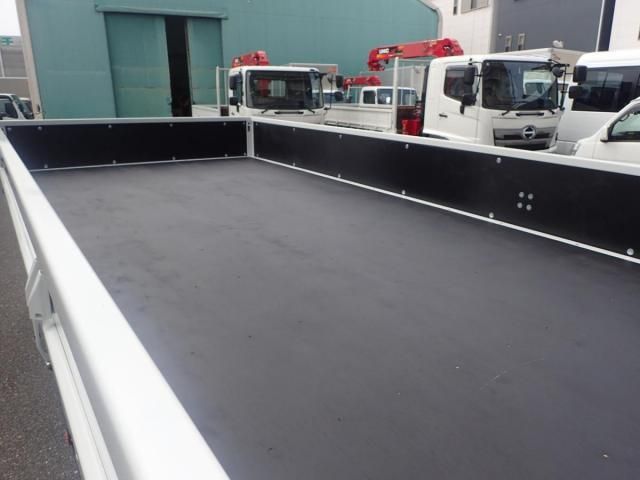 MITSUBISHI CANTER 2025 Image 31