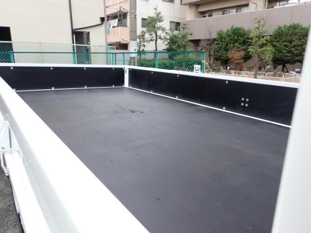 MITSUBISHI CANTER 2025 Image 31