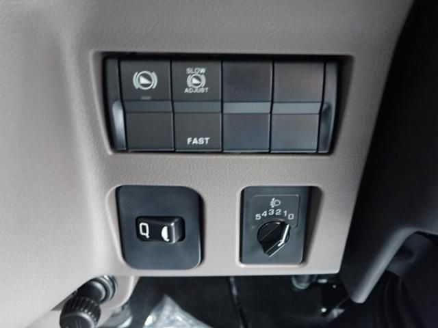 MITSUBISHI CANTER 2025 Image 31