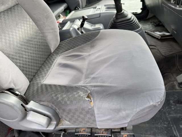 ISUZU FORWARD 2015 Image 31