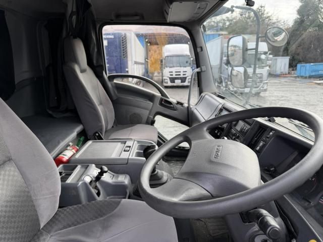 ISUZU FORWARD 2015 Image 31