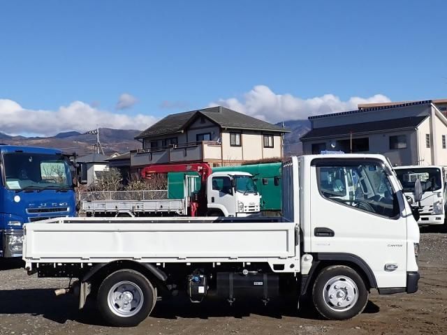 MITSUBISHI CANTER 2022 Image 31