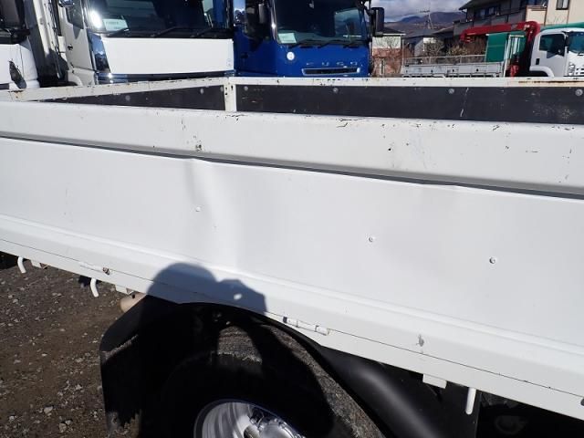 MITSUBISHI CANTER 2022 Image 31