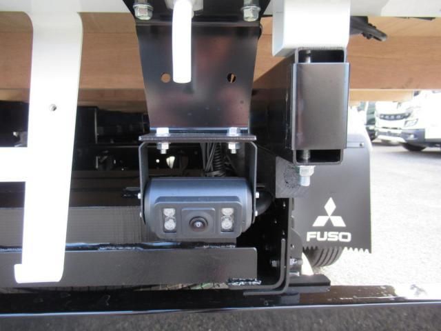 MITSUBISHI CANTER 2025 Image 31