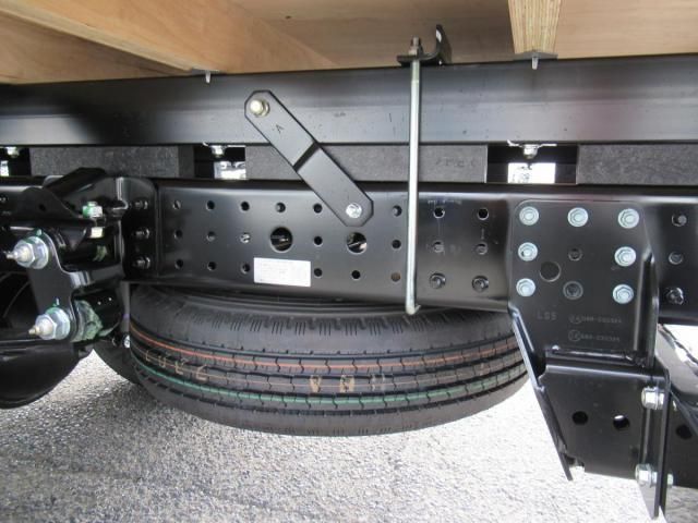 MITSUBISHI CANTER 2025 Image 31