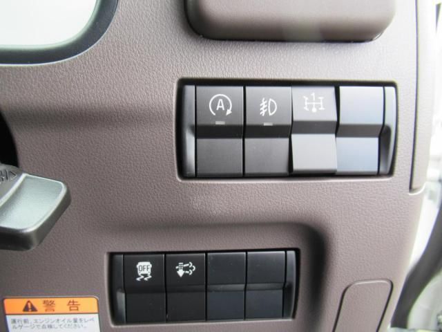 MITSUBISHI CANTER 2025 Image 31