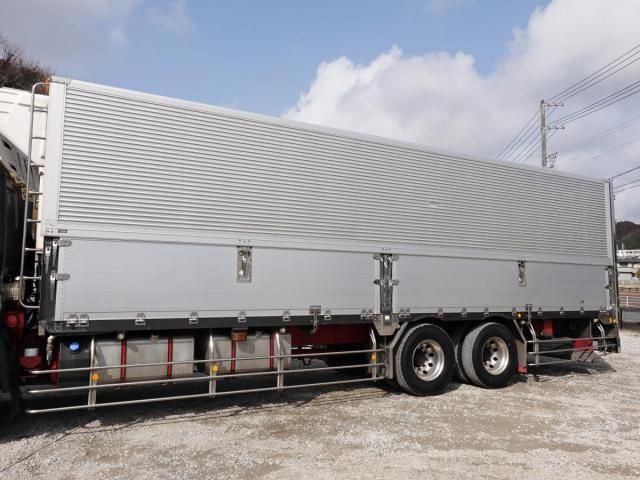 NISSAN DIESEL QUON 2018 Image 31