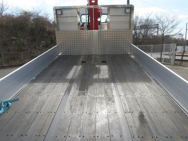 MITSUBISHI CANTER 2025 Image 31