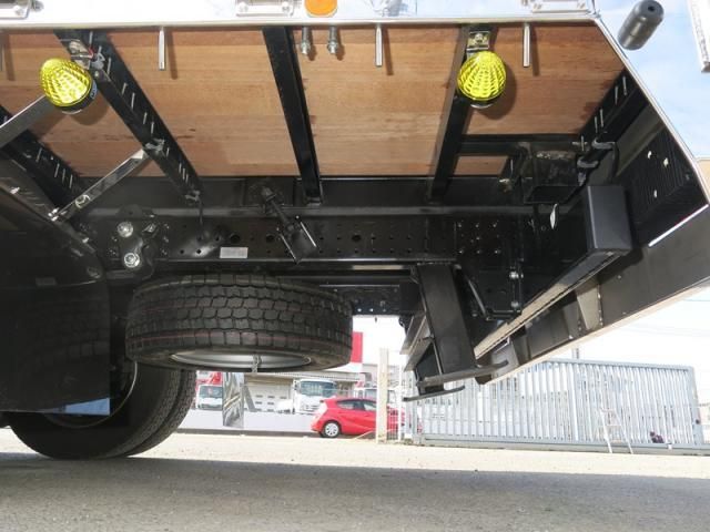 MITSUBISHI CANTER 2025 Image 31