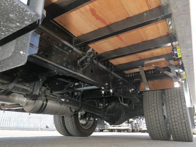 MITSUBISHI CANTER 2025 Image 31