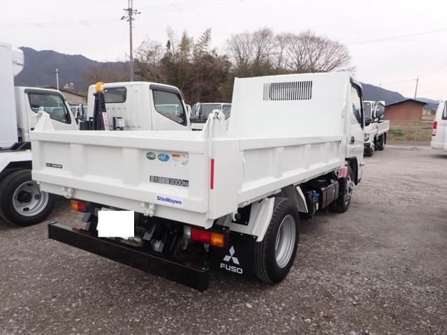 MITSUBISHI CANTER 2025 Image 31