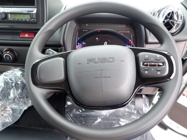 MITSUBISHI CANTER 2025 Image 31