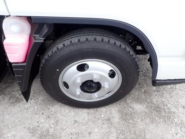 MITSUBISHI CANTER 2025 Image 31