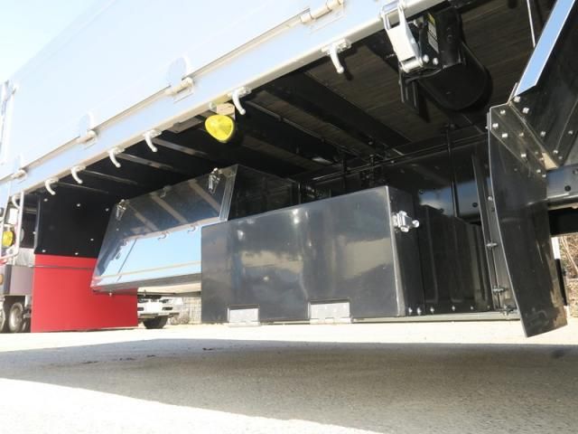 MITSUBISHI FUSOU SUPER GREAT 2025 Image 31