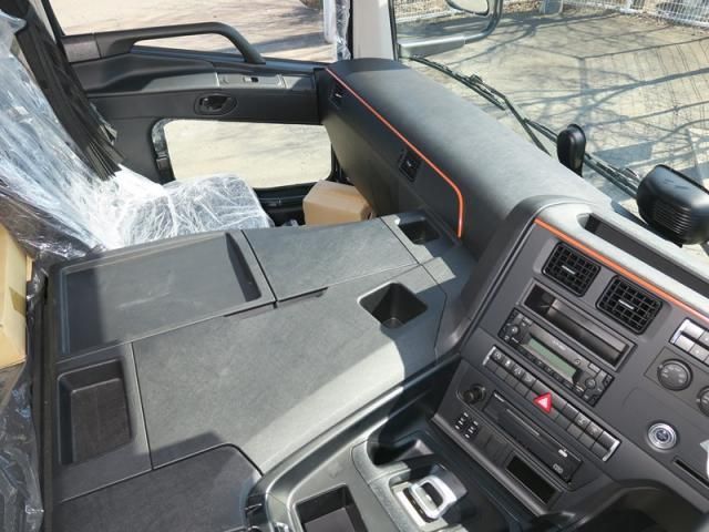 MITSUBISHI FUSOU SUPER GREAT 2025 Image 31