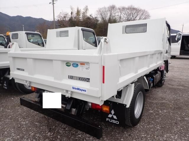 MITSUBISHI CANTER 2025 Image 31