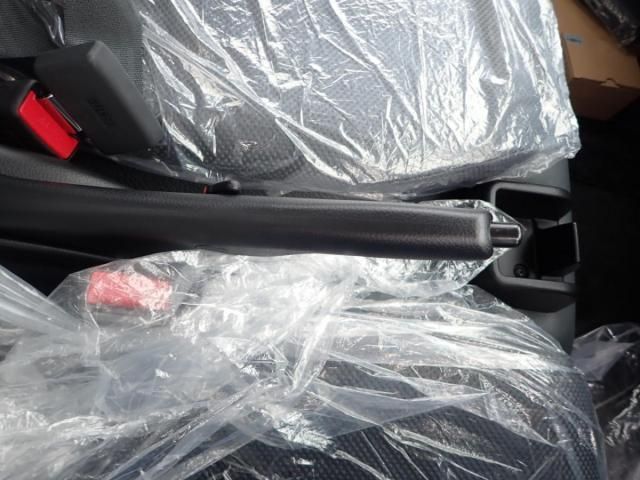 MITSUBISHI CANTER 2025 Image 31