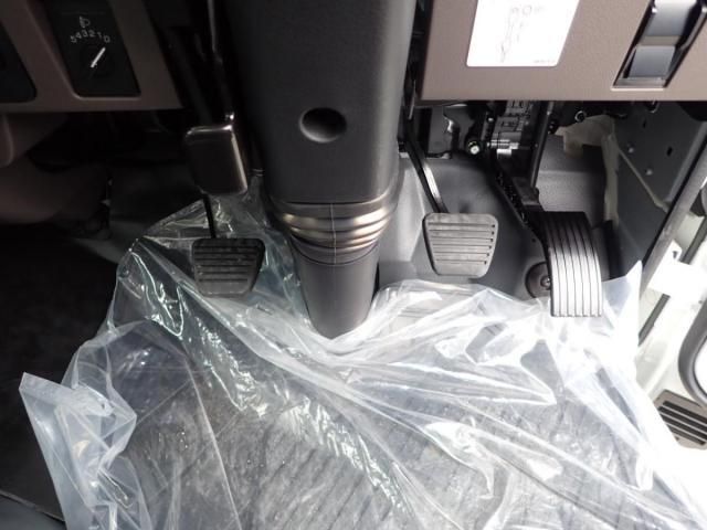 MITSUBISHI CANTER 2025 Image 31