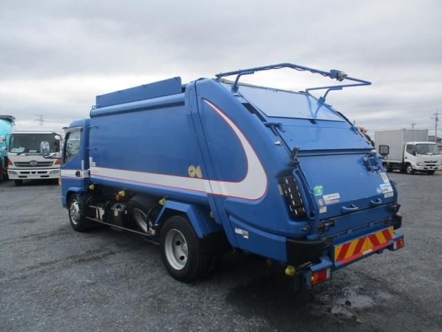 MITSUBISHI CANTER 2016 Image 31