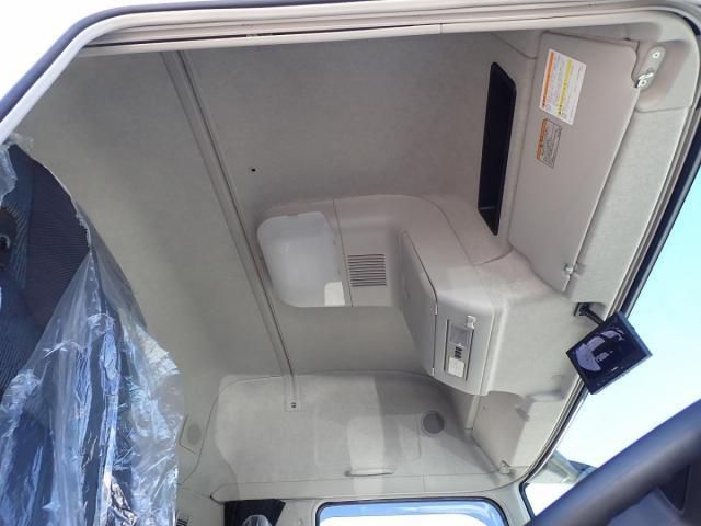 MITSUBISHI FUSOU SUPER GREAT 2025 Image 31