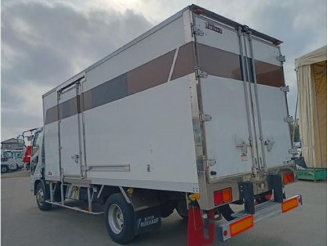 MITSUBISHI FUSOU FIGHTER 2007 Image 31