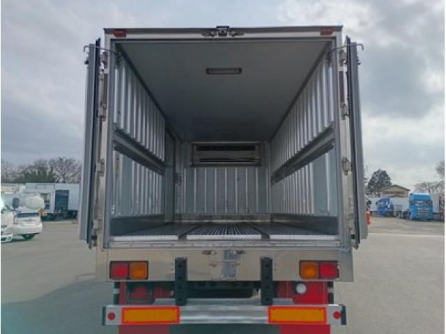 MITSUBISHI FUSOU FIGHTER 2007 Image 31