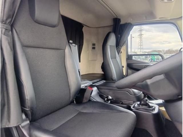 MITSUBISHI FUSOU FIGHTER 2024 Image 31