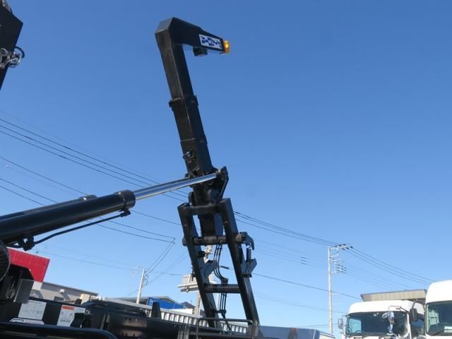 MITSUBISHI FUSOU FIGHTER 2025 Image 31