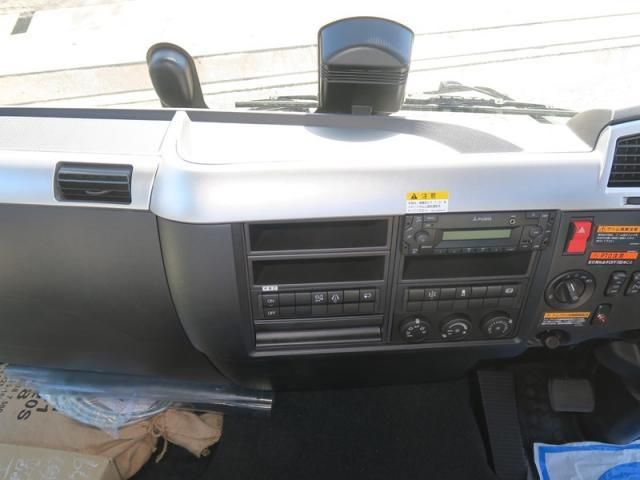 MITSUBISHI FUSOU FIGHTER 2025 Image 31