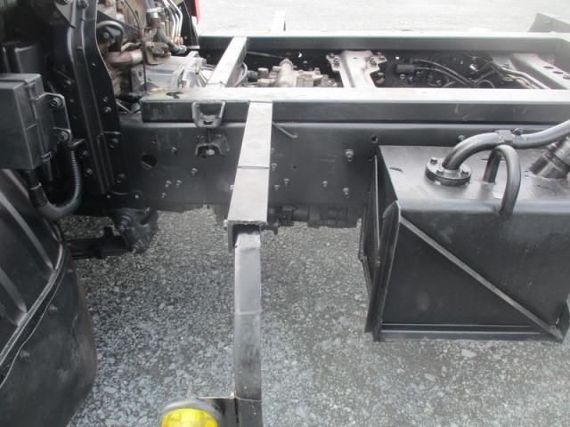 MITSUBISHI FUSOU FIGHTER 2006 Image 31