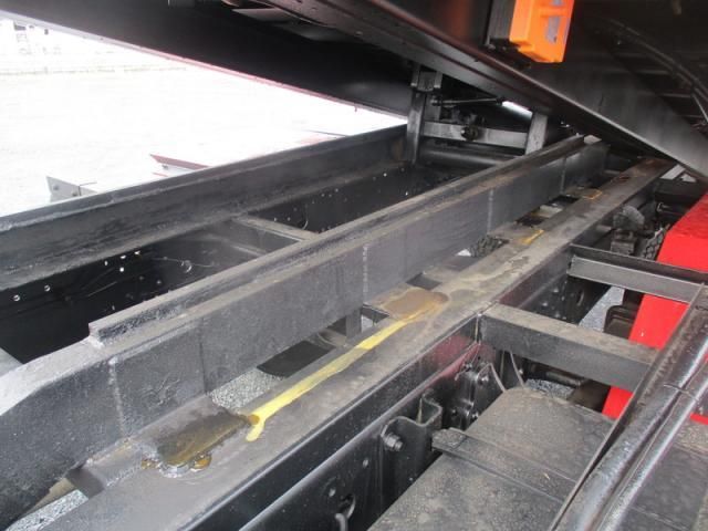 MITSUBISHI FUSOU FIGHTER 2006 Image 31