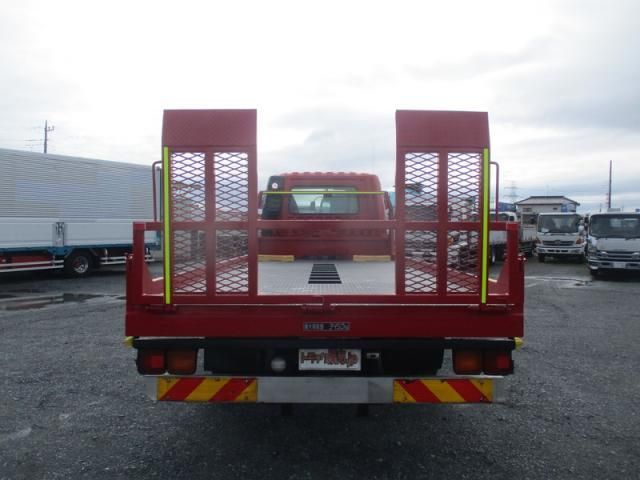 MITSUBISHI FUSOU FIGHTER 2006 Image 31