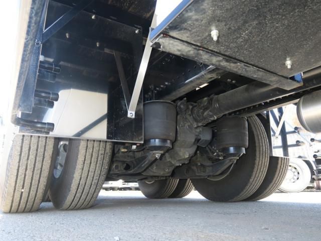 HINO PROFIA 2024 Image 31