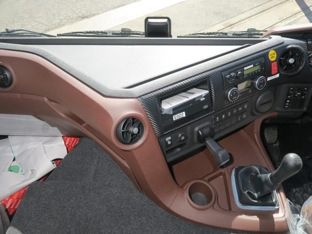 HINO PROFIA 2024 Image 31