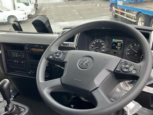 MITSUBISHI FUSOU FIGHTER 2025 Image 31