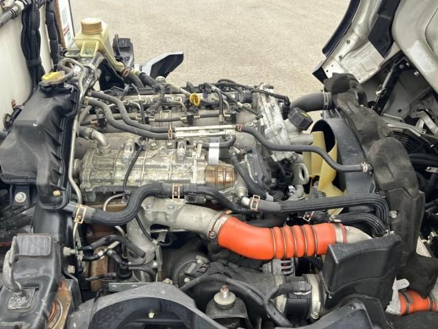 MITSUBISHI CANTER 2013 Image 31