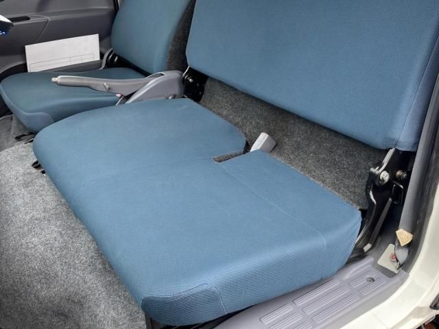 MITSUBISHI CANTER 2013 Image 31