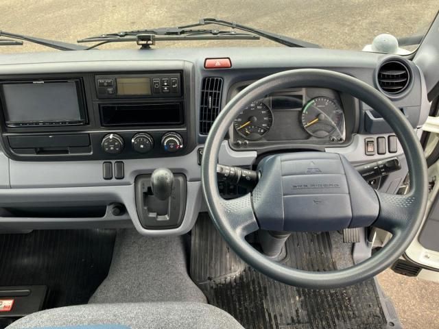 MITSUBISHI CANTER 2013 Image 31