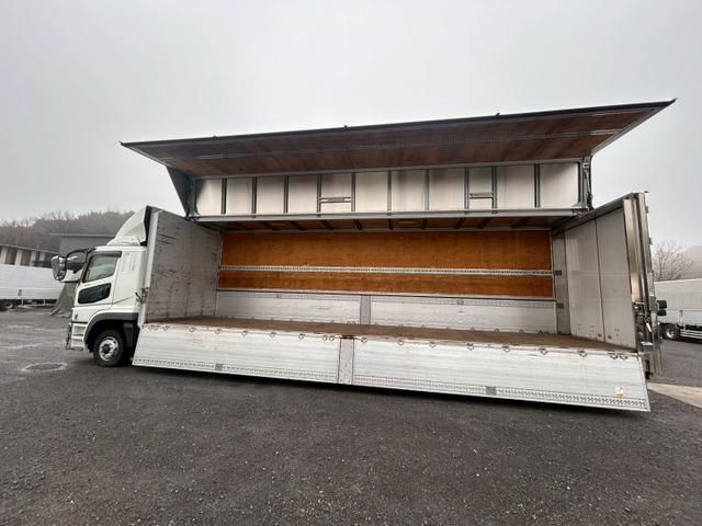 MITSUBISHI FUSOU SUPER GREAT 2018 Image 31