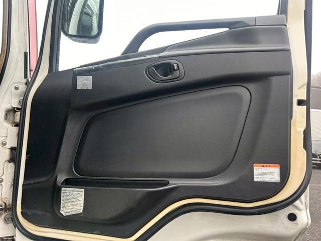 MITSUBISHI FUSOU SUPER GREAT 2018 Image 31