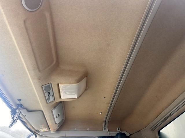 MITSUBISHI FUSOU SUPER GREAT 2018 Image 31