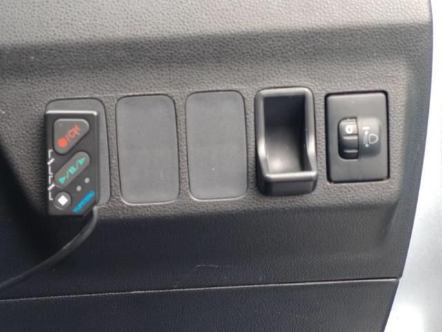 DAIHATSU MIRA VAN 2016 Image 31