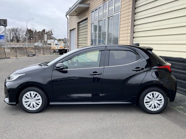 TOYOTA YARIS HYBRID 2022 Image 31