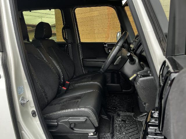 HONDA N BOX CUSTOM 2024 Image 31