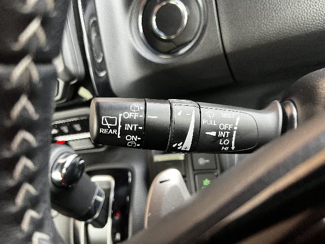 HONDA N BOX CUSTOM 2024 Image 31